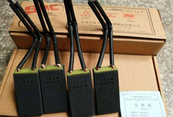 导致直流电机的碳刷发生故障的两个主要因素。